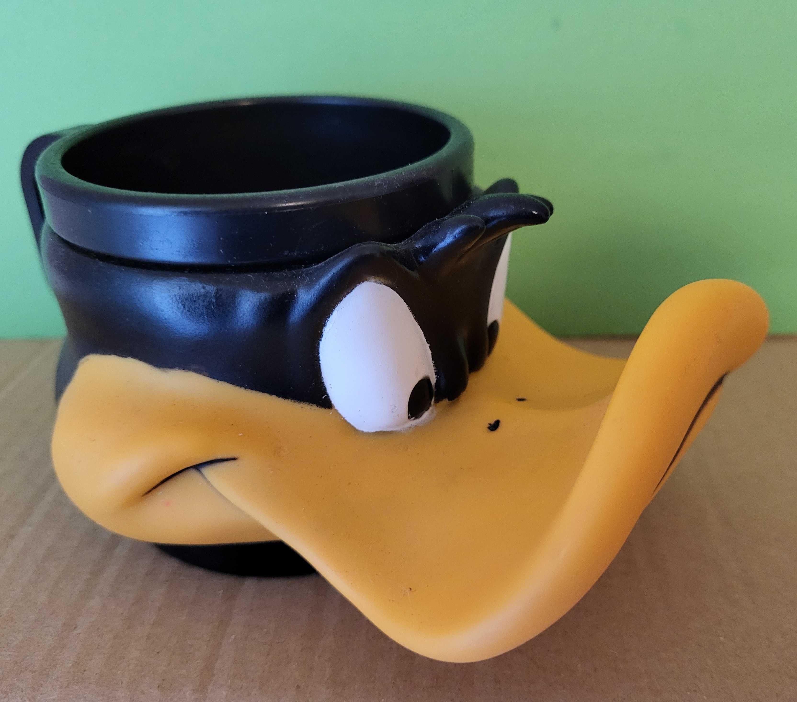 Caneca de Plástico Daffy Duck