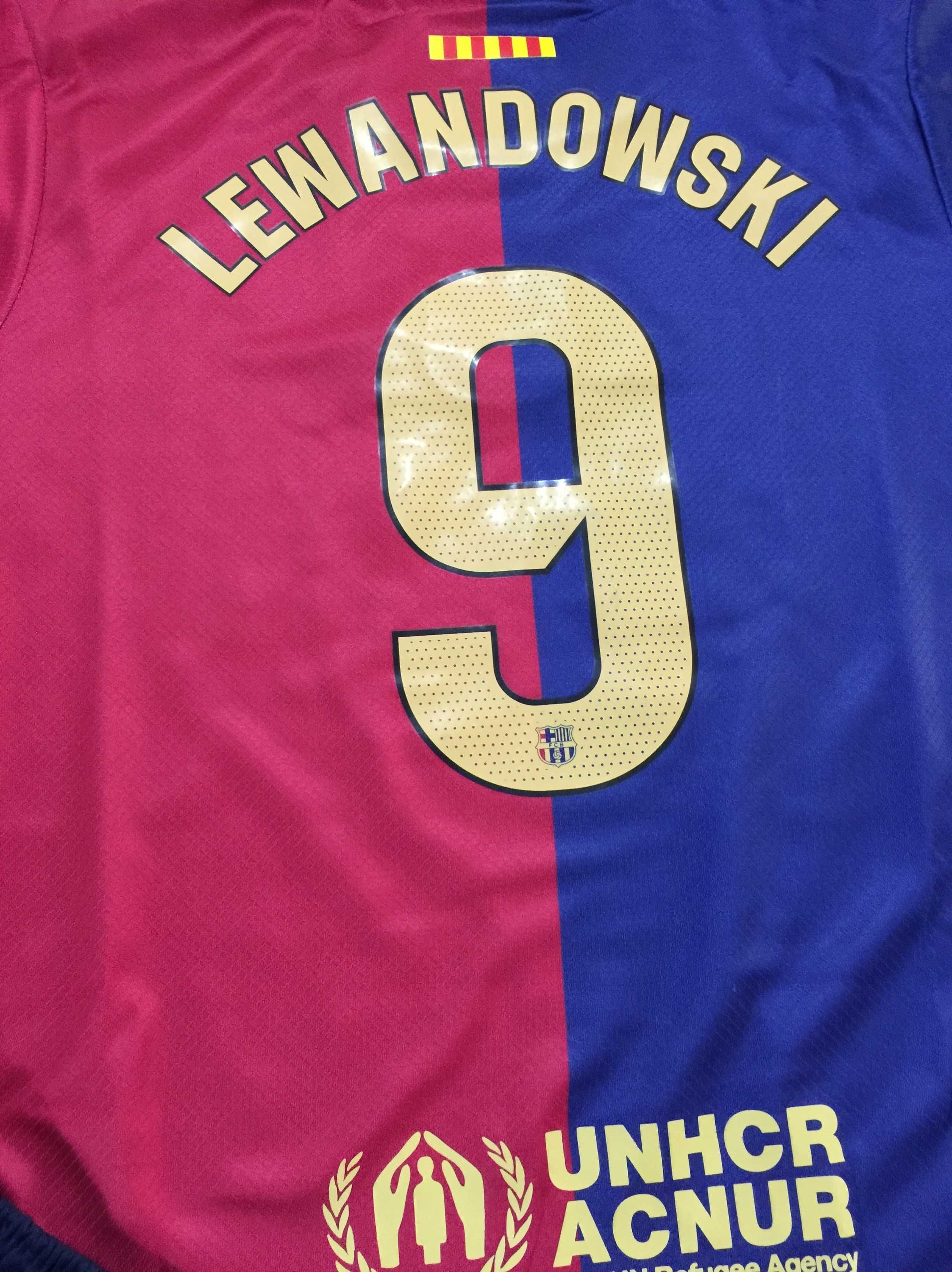 (okazja) Strój dziecięcy #9 Lewandowski FC Barcelona domowa 22