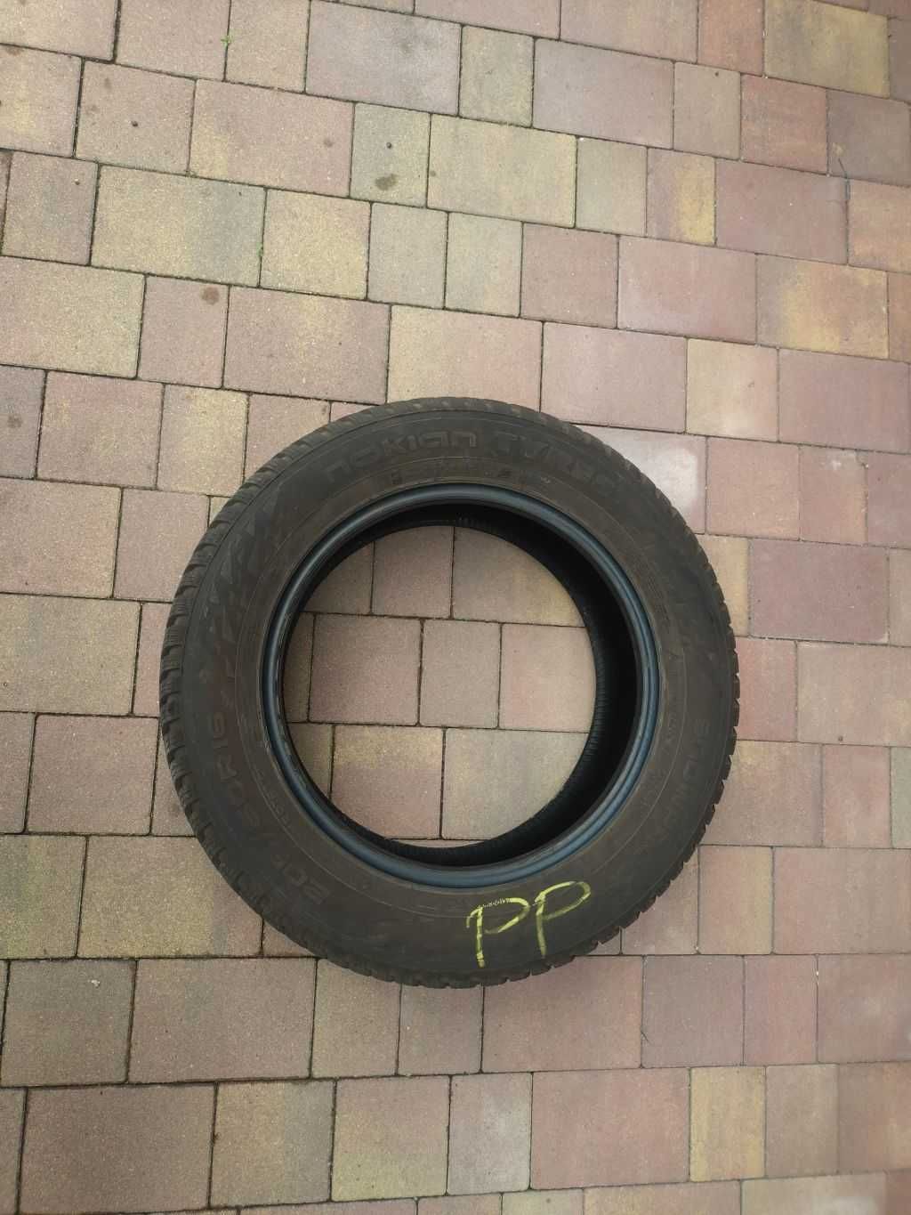Opony zimowe Nokian Snowproof 205/60 R16 96H