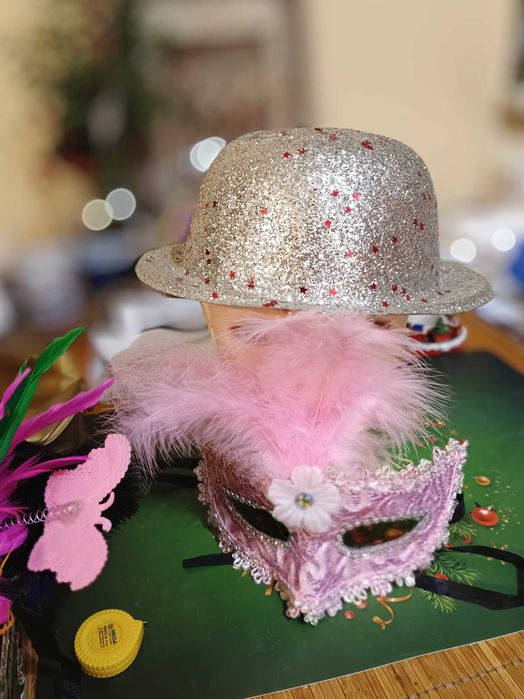 Kapelusz srebrny kabaret strój karnawałowy