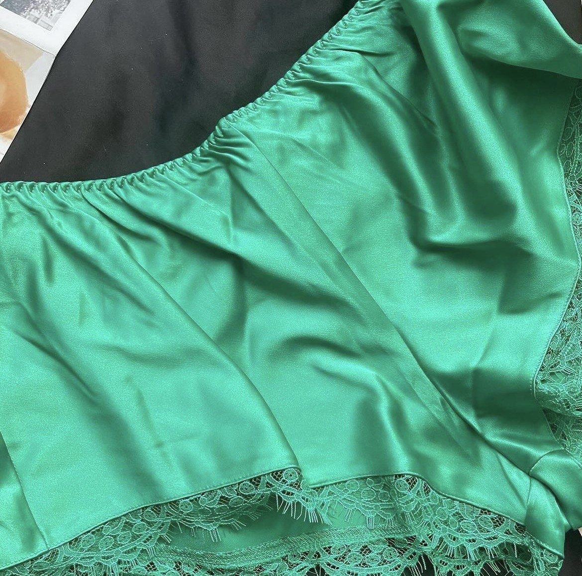 Неймовірний сатіновий комплект піжама Victoria's Secret сатин