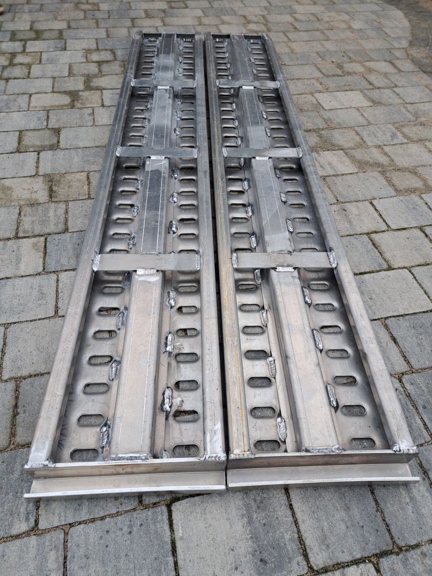 Najazdy podjazdy trapy aluminiowe wzmocnione 2 metry