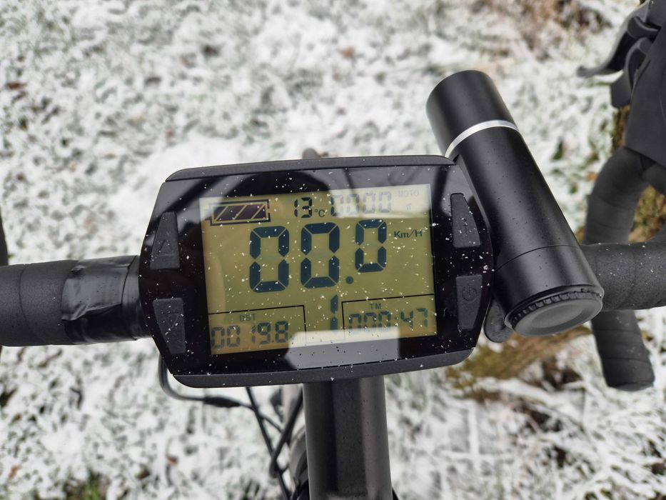 Rower szosowy elektryczny Ebfec Kronos R-1