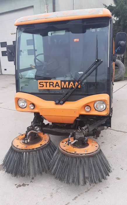 ZAMIATARKA  Zamiatarka