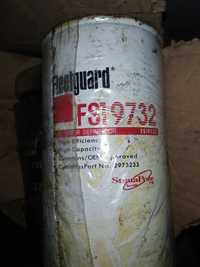 FS19732 Fleetguard фильтр топливный