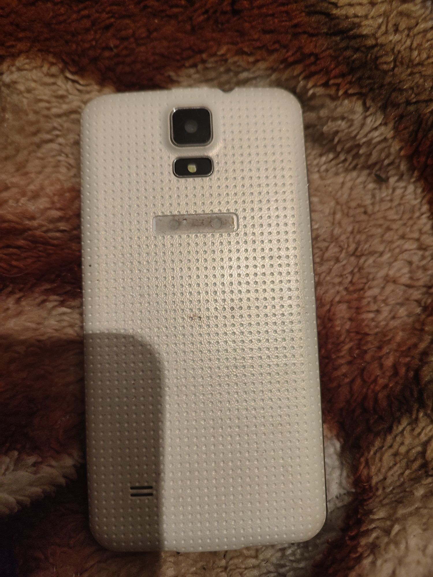 Телефон Samsung s5