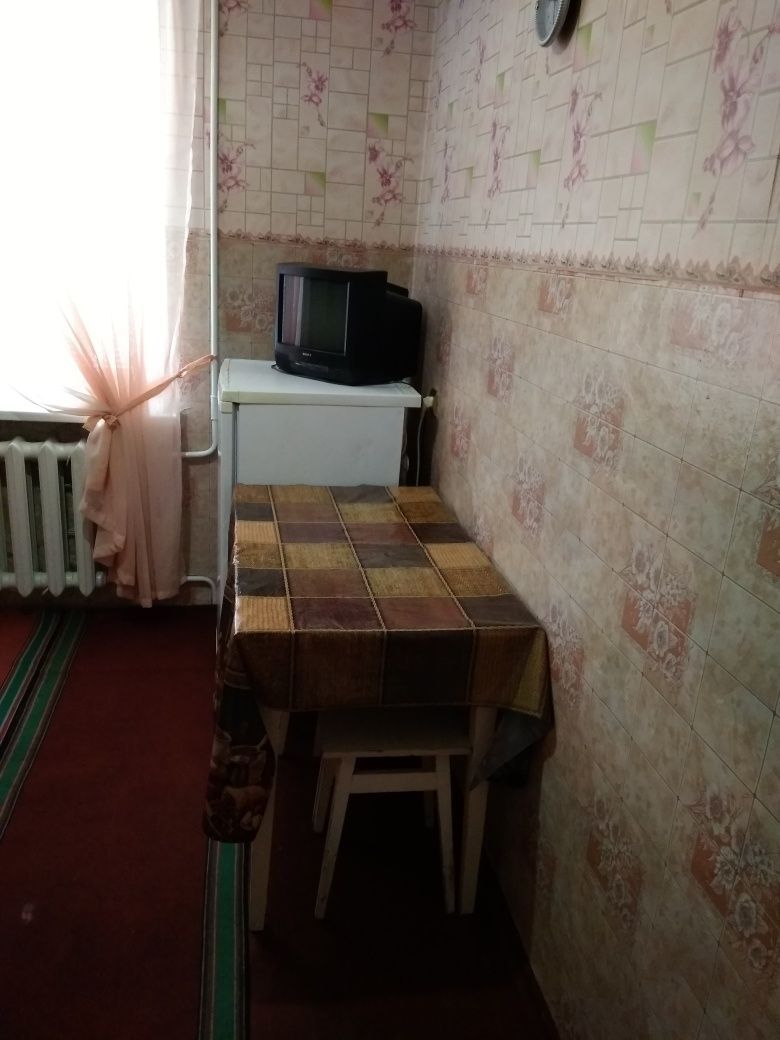 Здається кімната у 2-х кімнатній квартирі