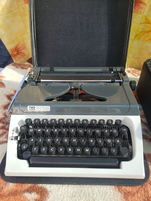 Maquina escrever elite sm 500