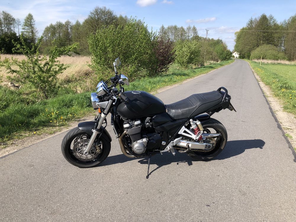 Suzuki GSX 1400 K5 2005 fat boy streetfighter