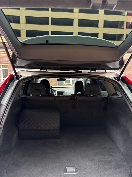 Volvo XC60 2015 року