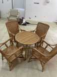 Mobilia em Vime 4 cadeiras + mesa