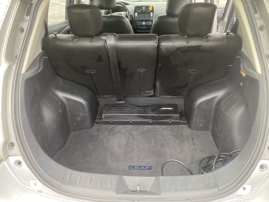 Продам Nissan Leaf 2016