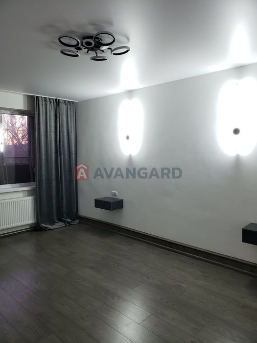 3 кімнатна квартира на 5 мкр. Л/Б (L)