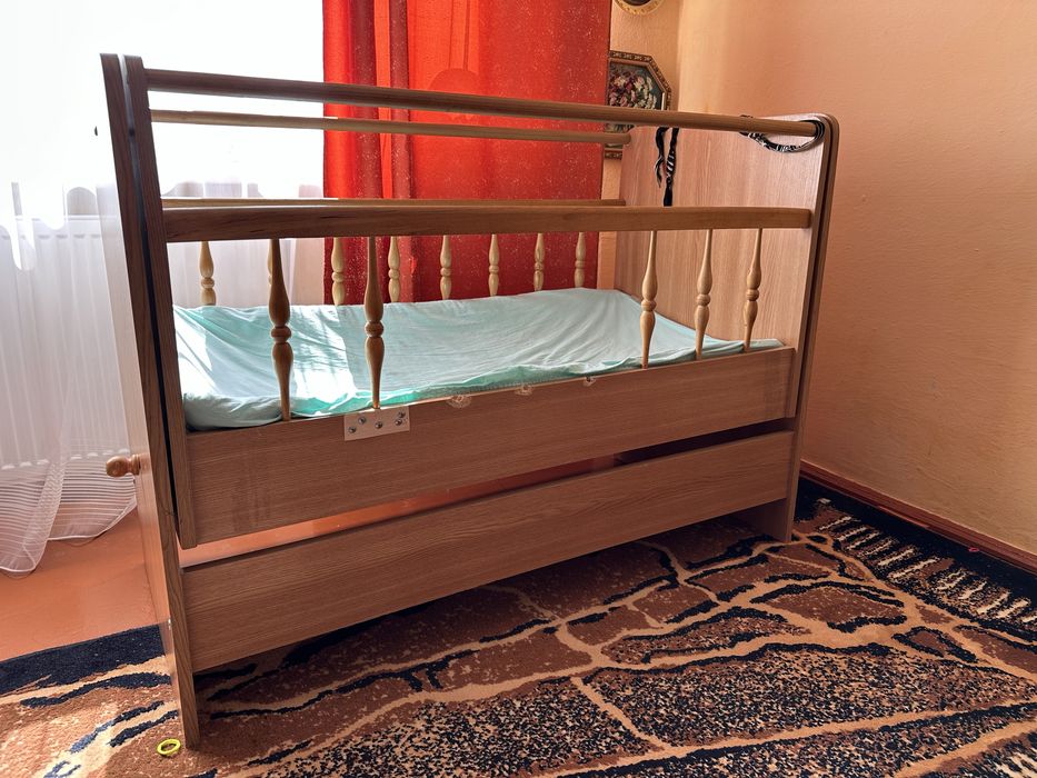 Ліжечко/колиска для немовлят дитини