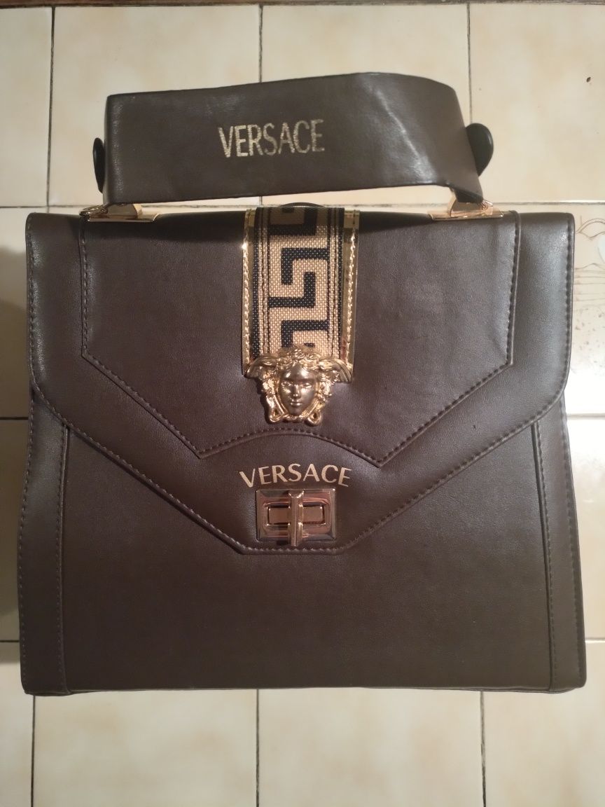 Vendo mala Versace