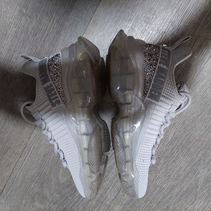 Кросовки жіночі 37р