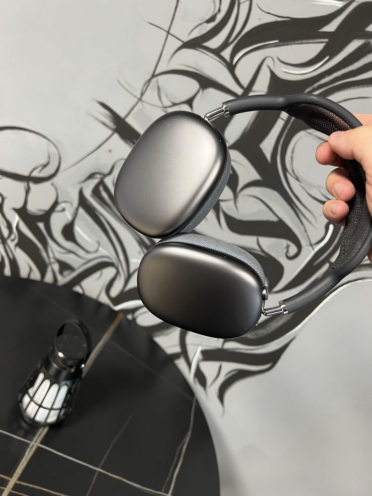 Apple AirPods Max Midnight