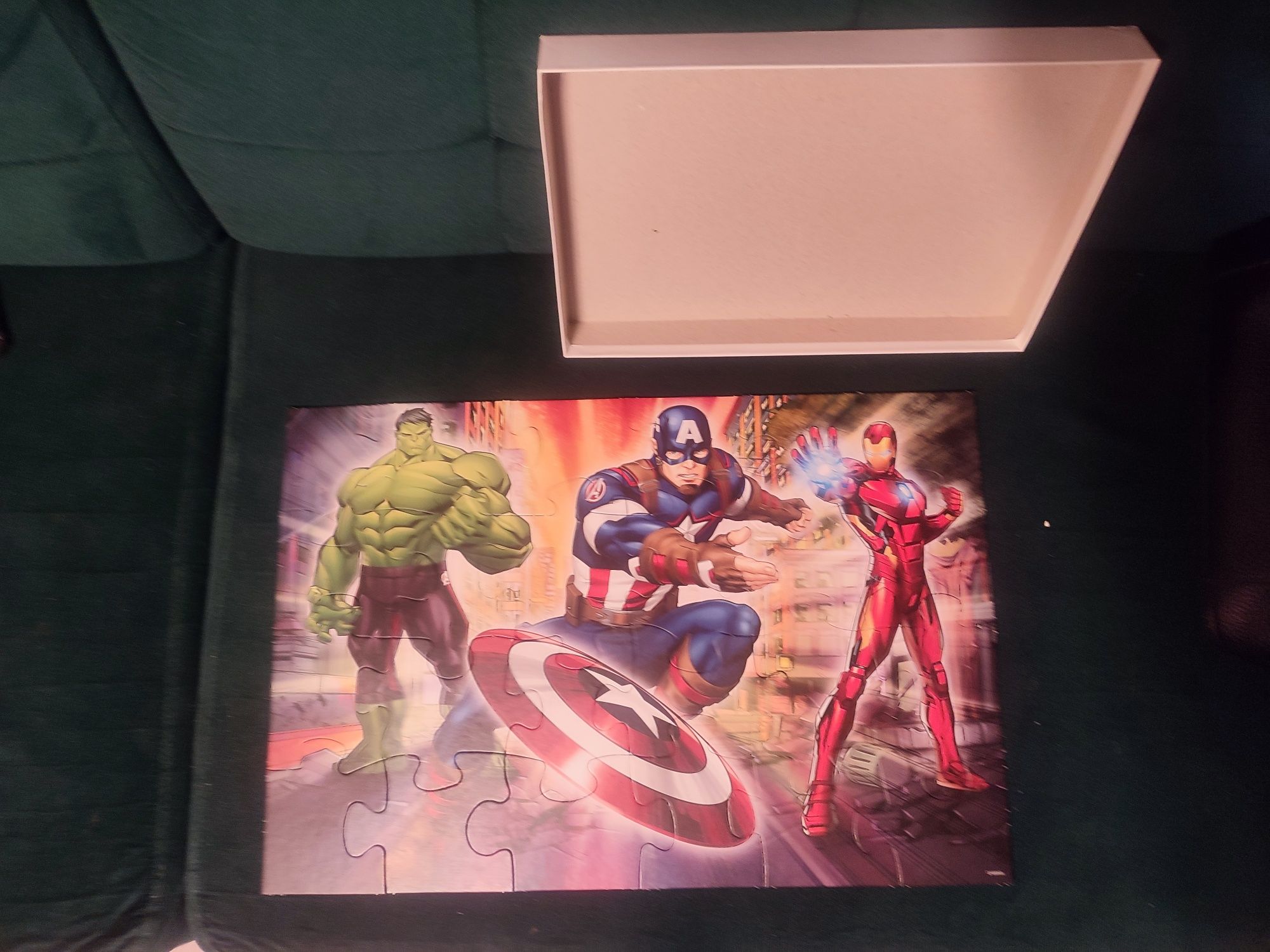 Puzzle avengers maxi plus 24 czesci 3+