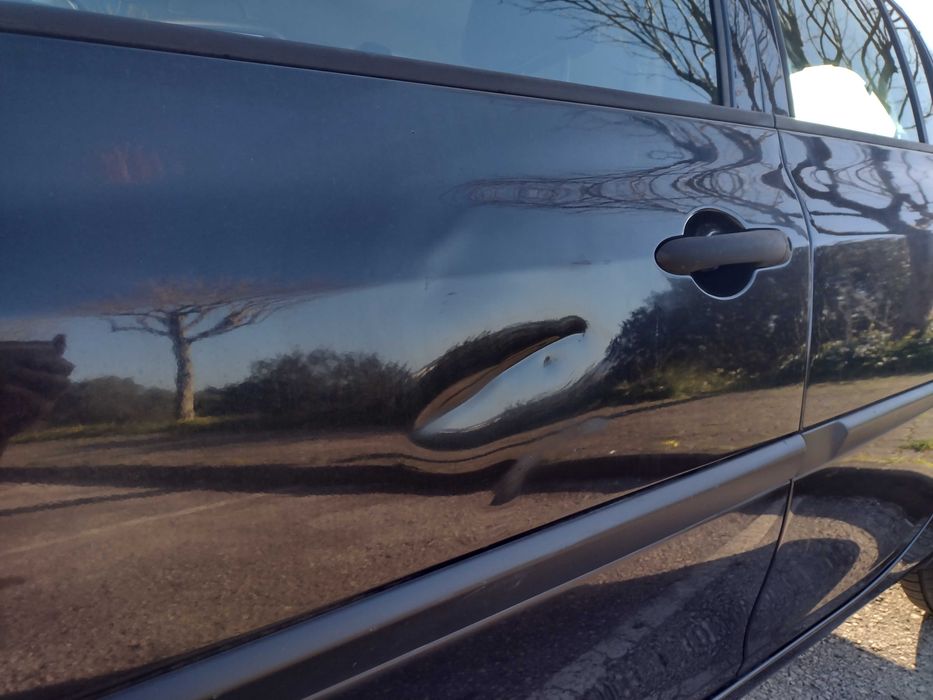 Renault Clio III Gasolina 1.2 - 5 portas - 2006