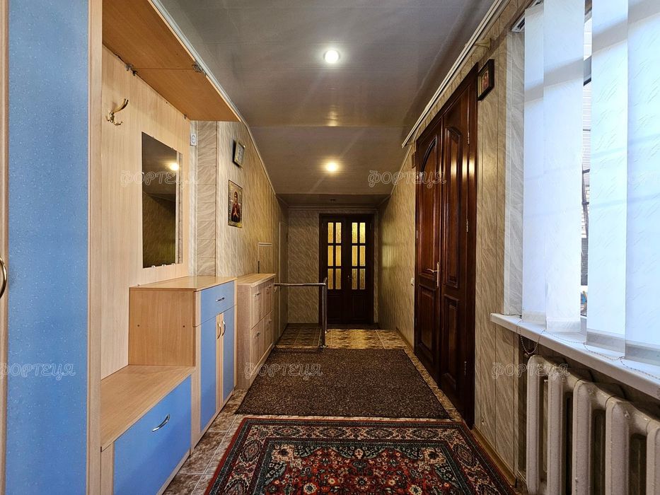 Продаж житлового будинку у Підгородному, поруч  школа