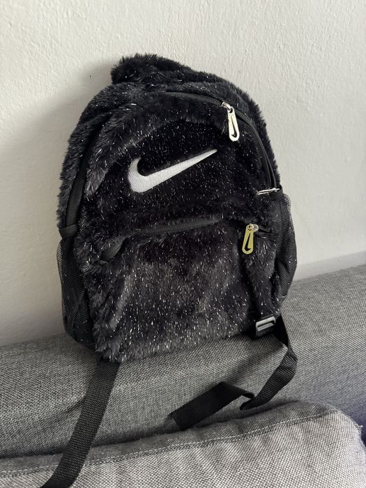 Pluszowy plecak nike