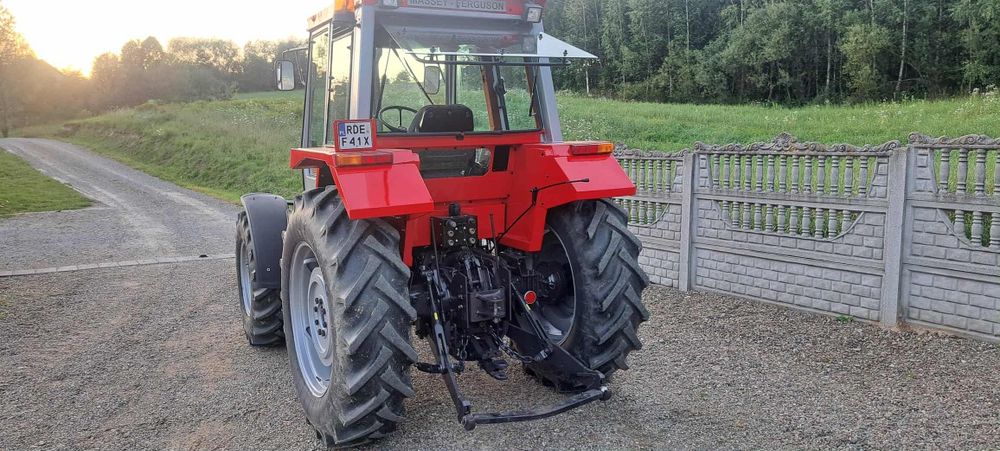 Massey Ferguson 690