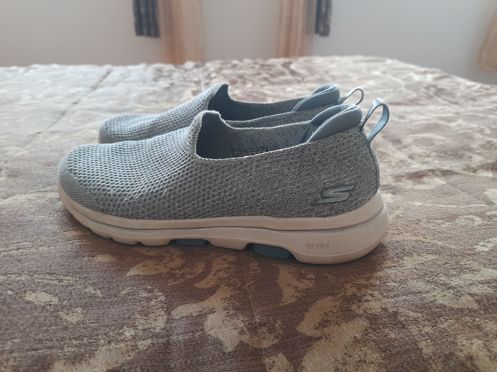 Sapatilhas sketchers n37