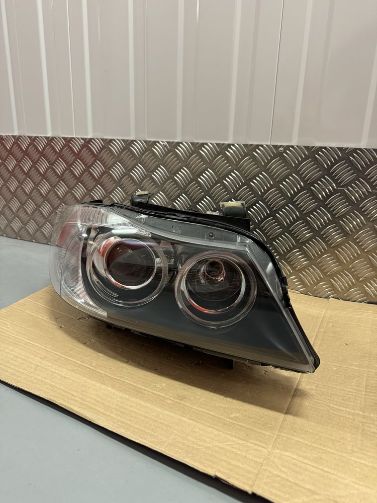 Prawa lampa BMW E90 E91 BI XENON NIESKRĘTNY Reflektor prawy EU