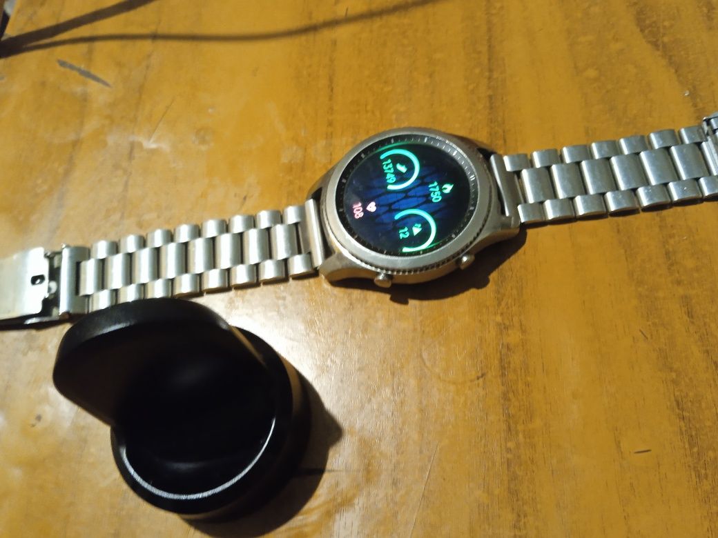 Смарт часы Samsung Gear s3