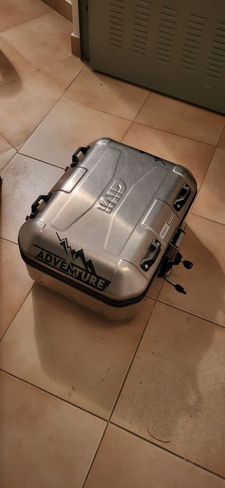 Top case Givi trekker