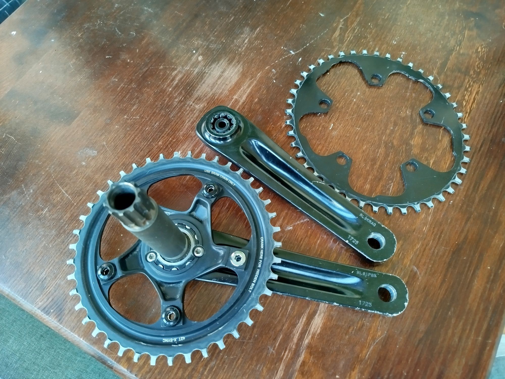 Korba SRAM Rival 1 GXP 42T 172,5 + 44T