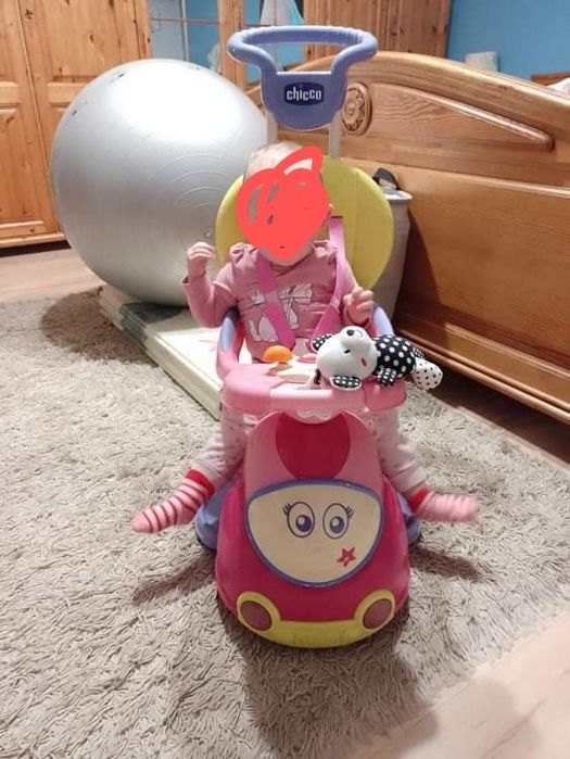 Jeździk auto pchacz bujak 4w1 Chicco
