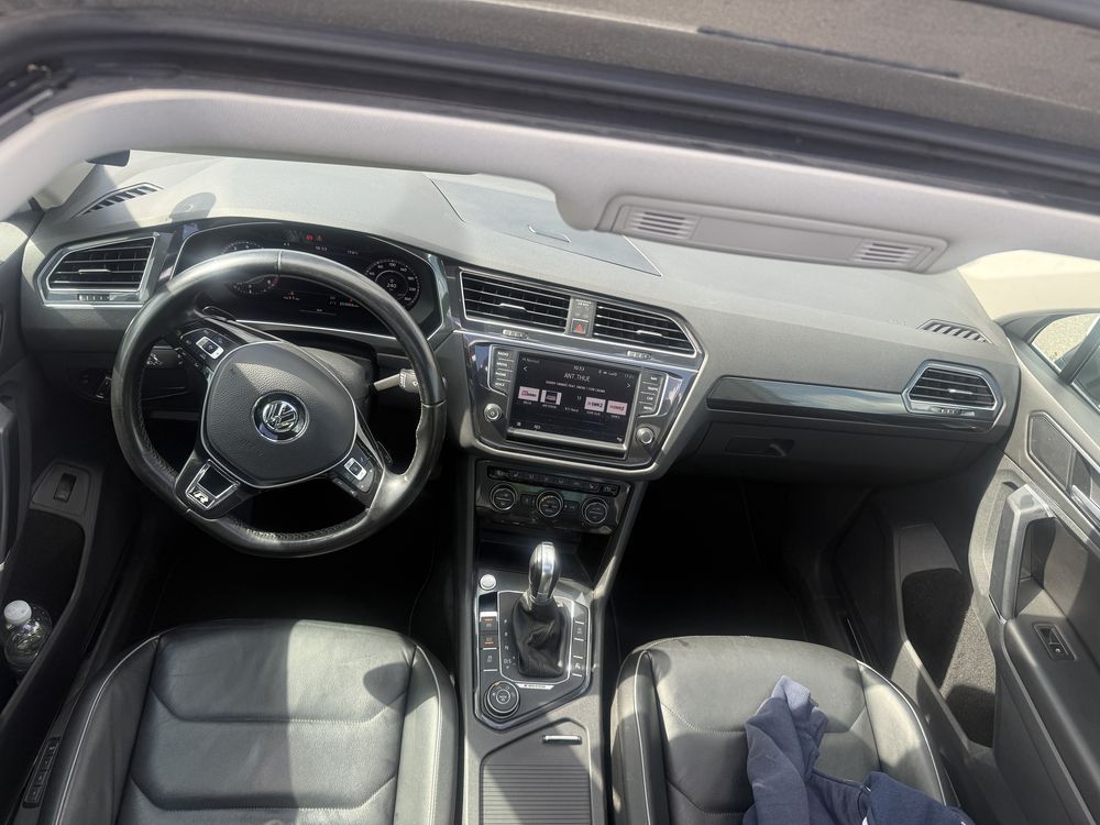 VW Tiguan R-LINE 2.0TSI Dsg Led. Kamera 360* Skóra Panorama Igła