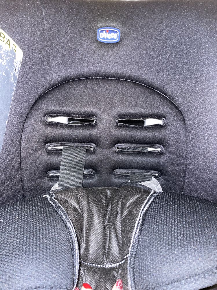 Автокрісло Chicco 9-18