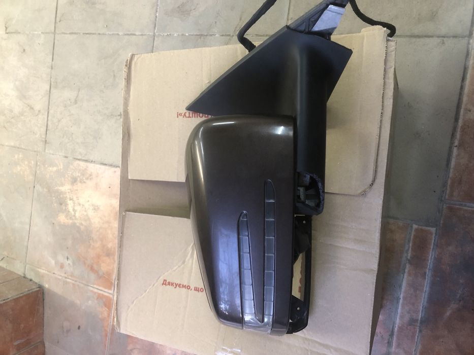 Зеркало Mercedes W117