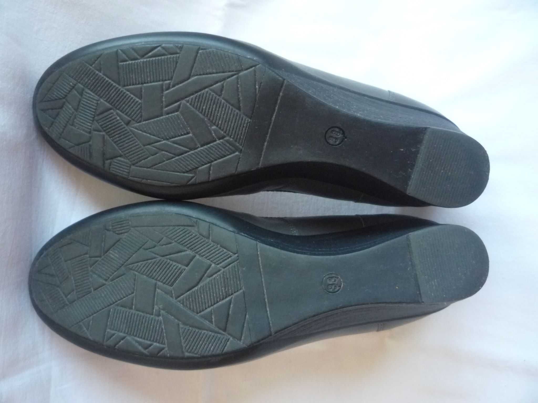 Góral Komfort roz 38 dł. 25cm Szare czółenka koturn Skóra Skórzane