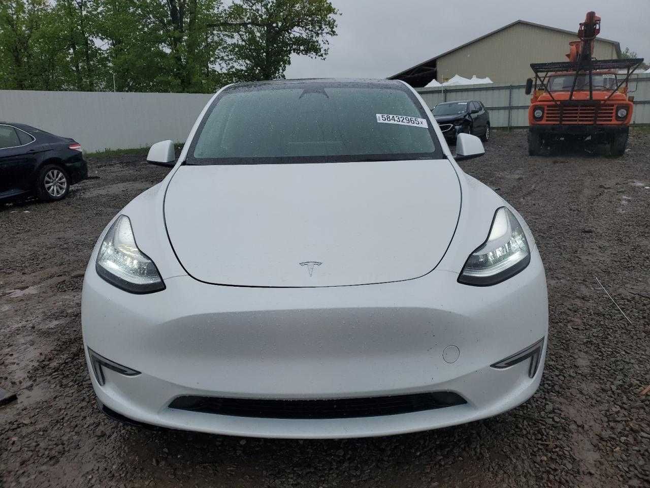 2022 Tesla Model Y Long Range Dual Motor