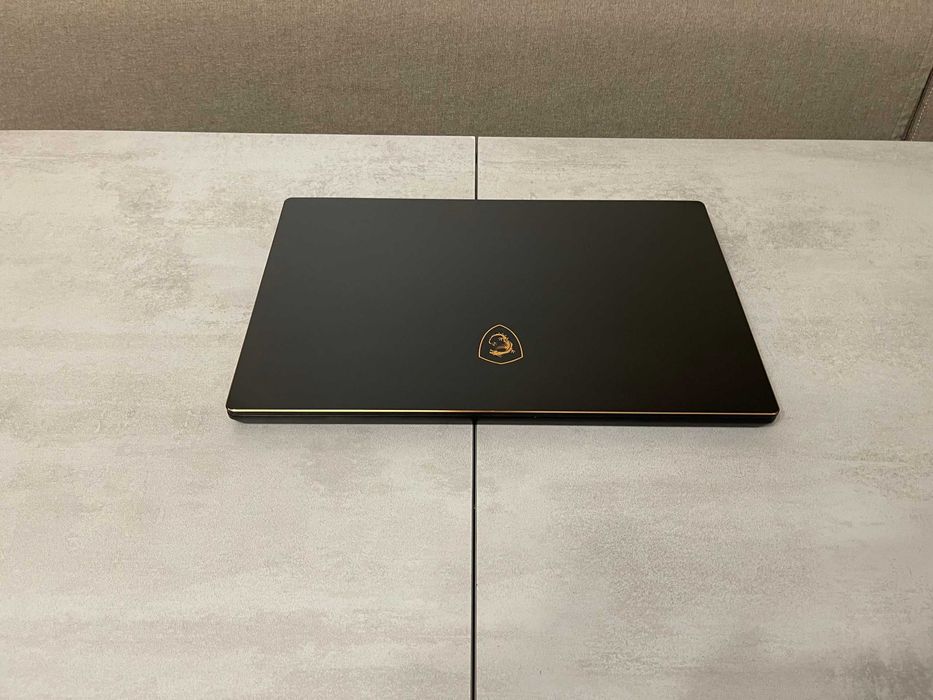 Ігровий ноутбук MSI GS75 Stealth 9SF/17,3 IPS/i7/16GB/1TB/RTX 2070 8GB