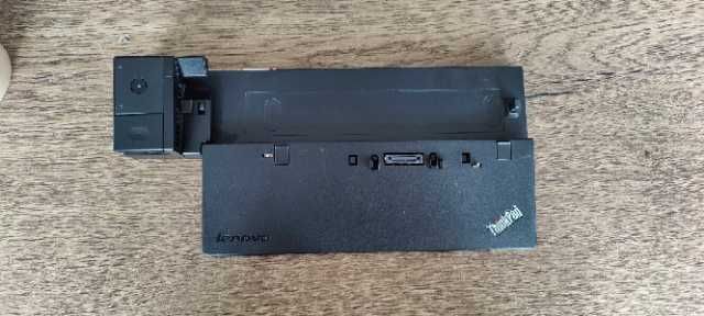 22 sztuki stacje dokujące ThinkPad Ultra Dock Lenovo 40a1 40a2