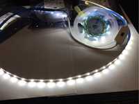 Светодиодная самоклеящаяся LED лента 3 метра с сенсорным датчиком
