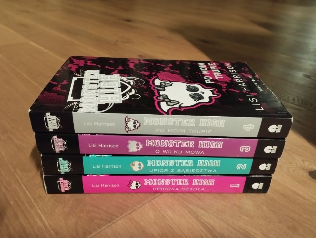 Sprzedam książki Monster High