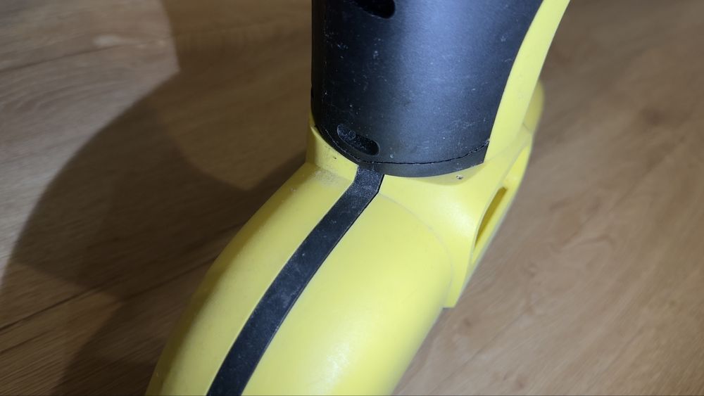 Mop elektryczny Karcher, bezprzewodowy.