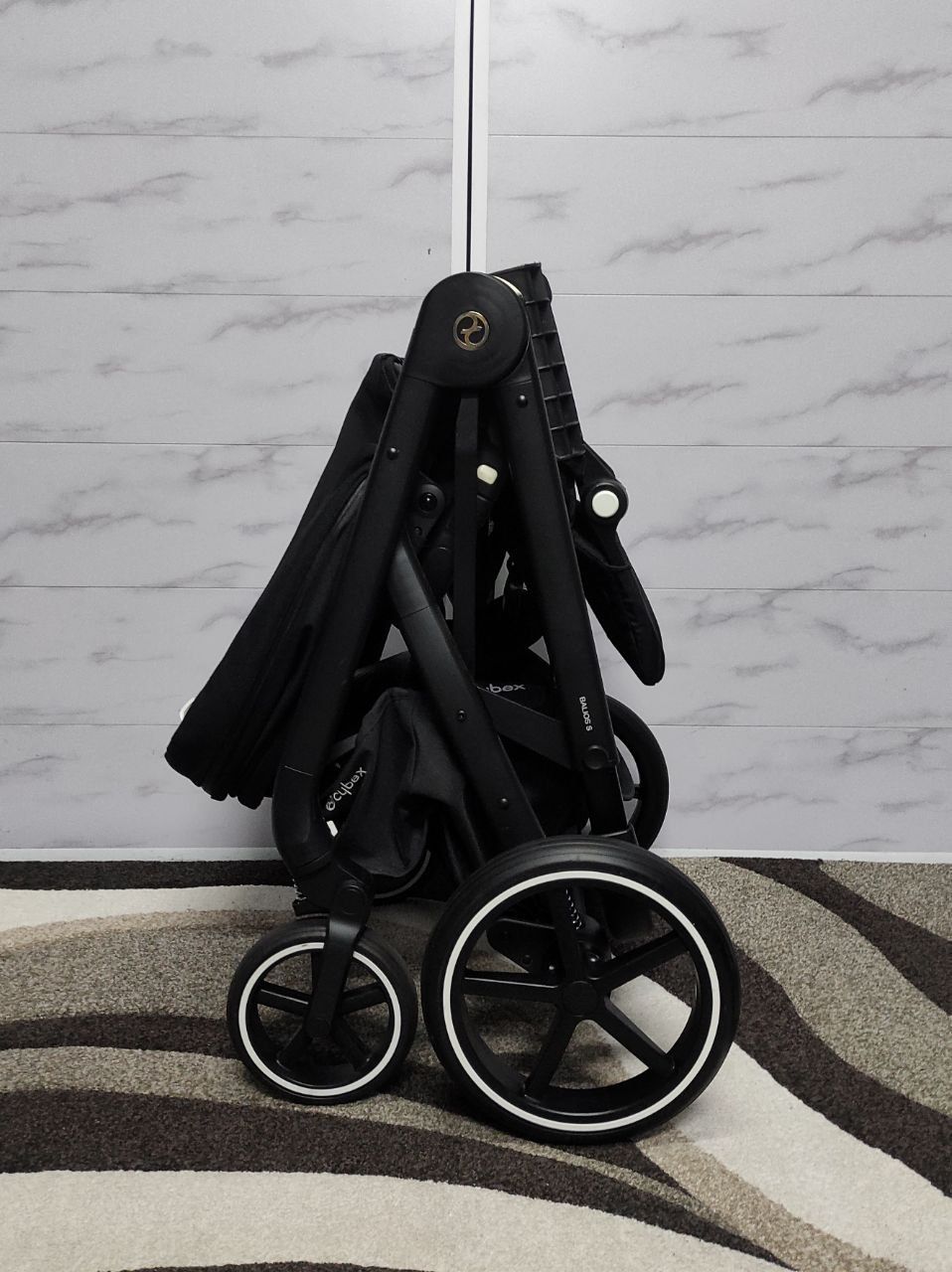 Cybex Ballios S Lux  Black коляска в новому стані