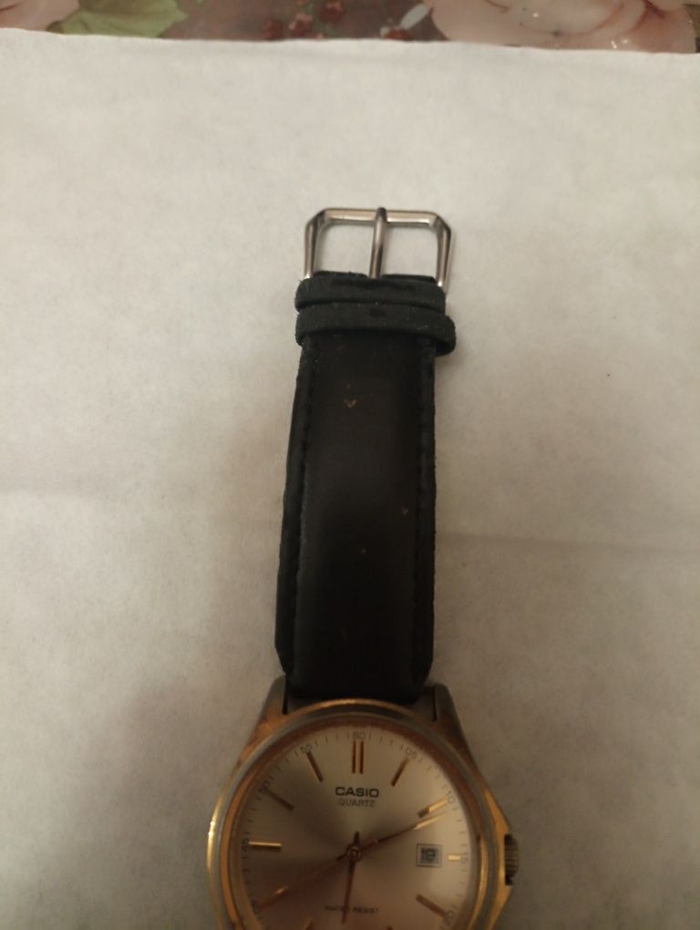 Кварцевые часы casio, японский механизм