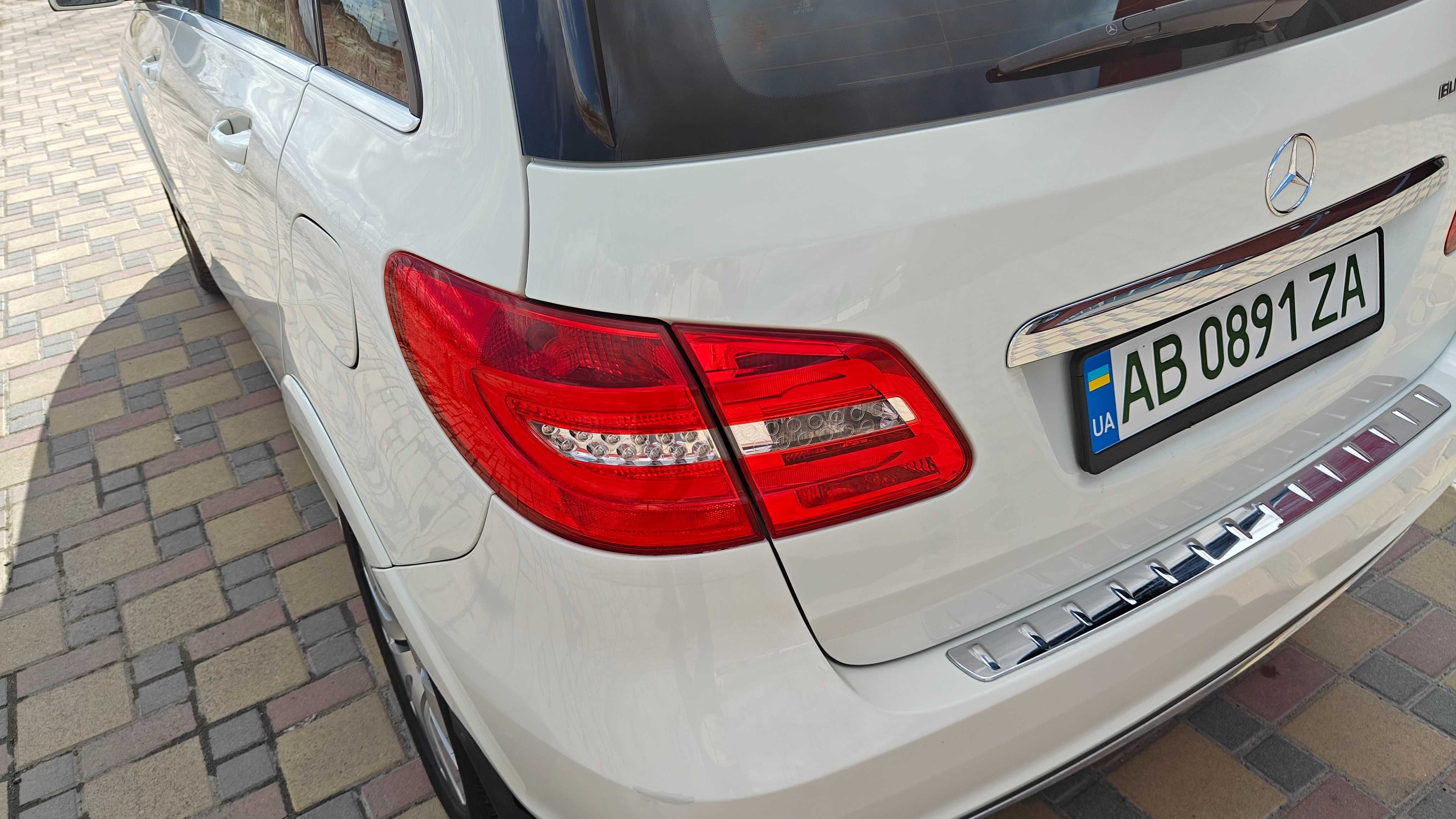 Mercedes-Benz B-Class 2014