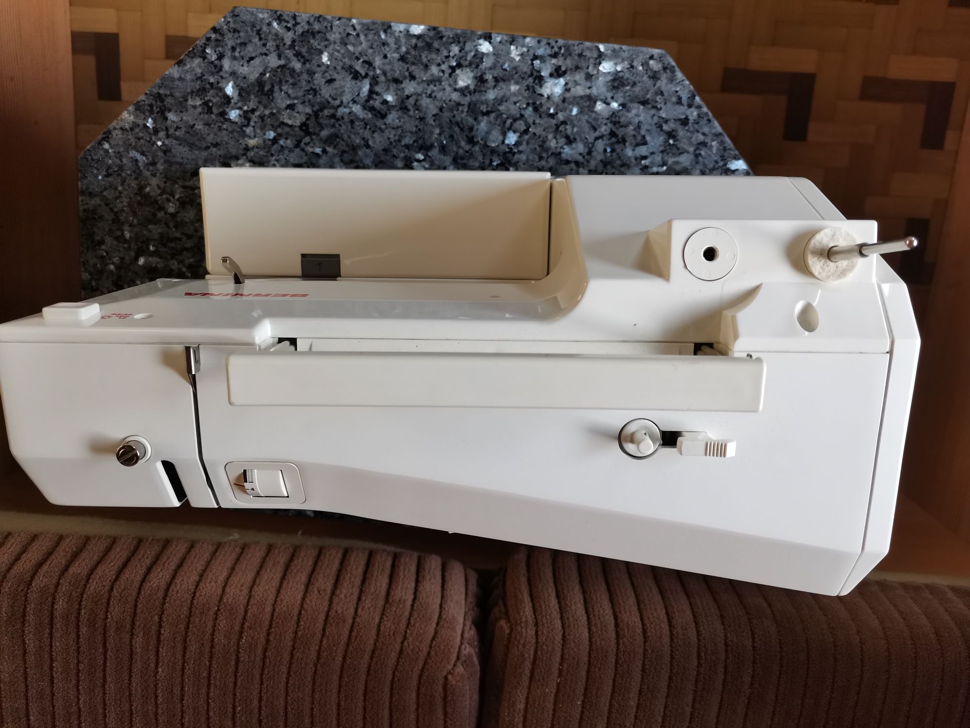 Maszyna do szycia BERNINA 1070 Computer
