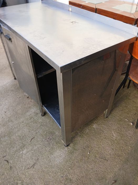 Entrega bancada em inox