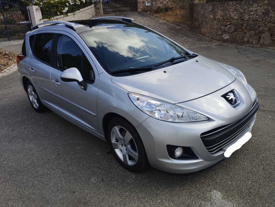 Peugeot 207 sw 2011