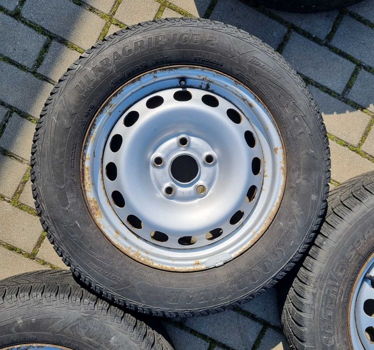 Koła felgi opony zimowe 195/65/15 R15 5x112  VW Audi K34