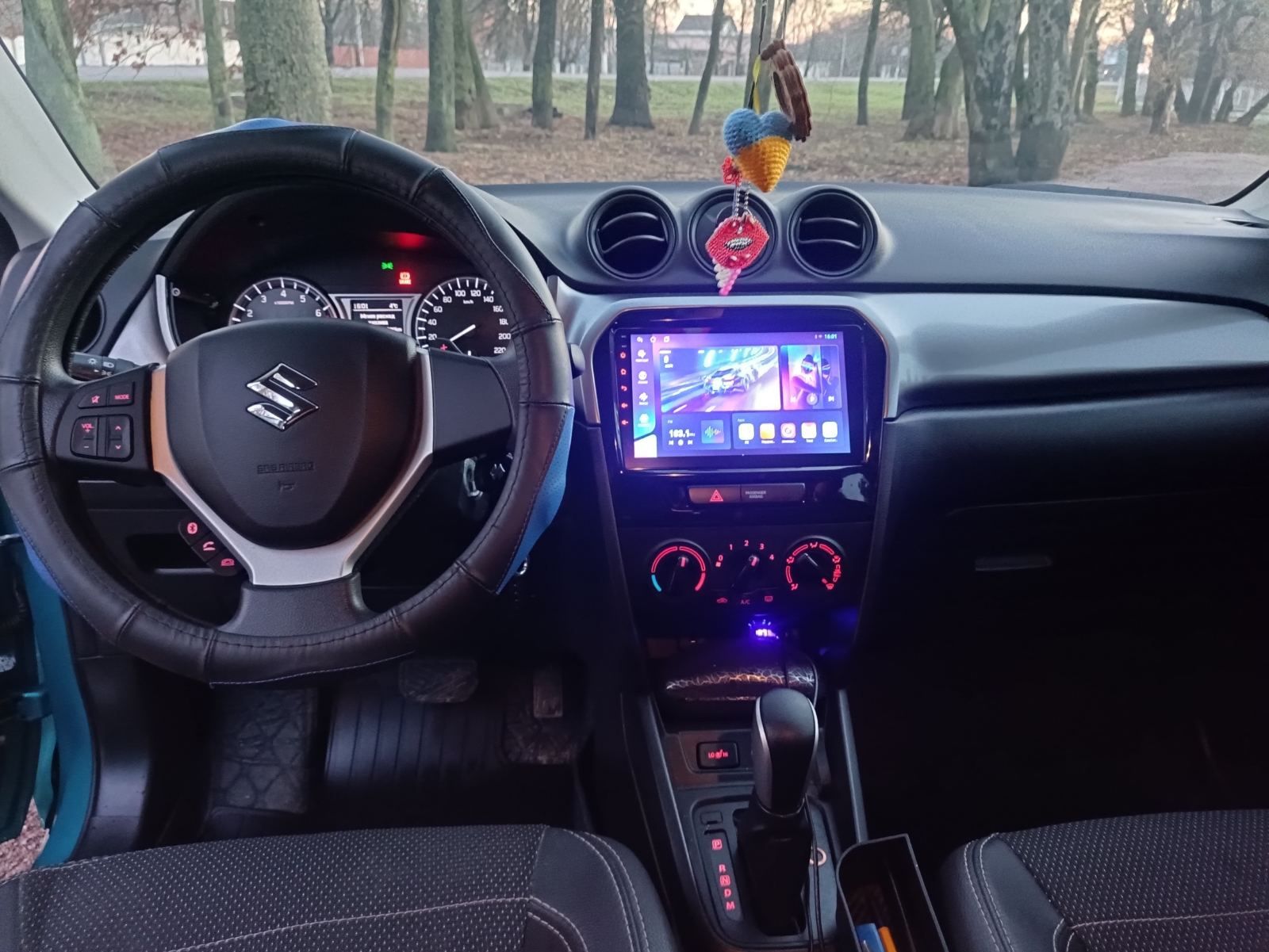 Продам офіційну Suzuki Vitara АВТОМАТ